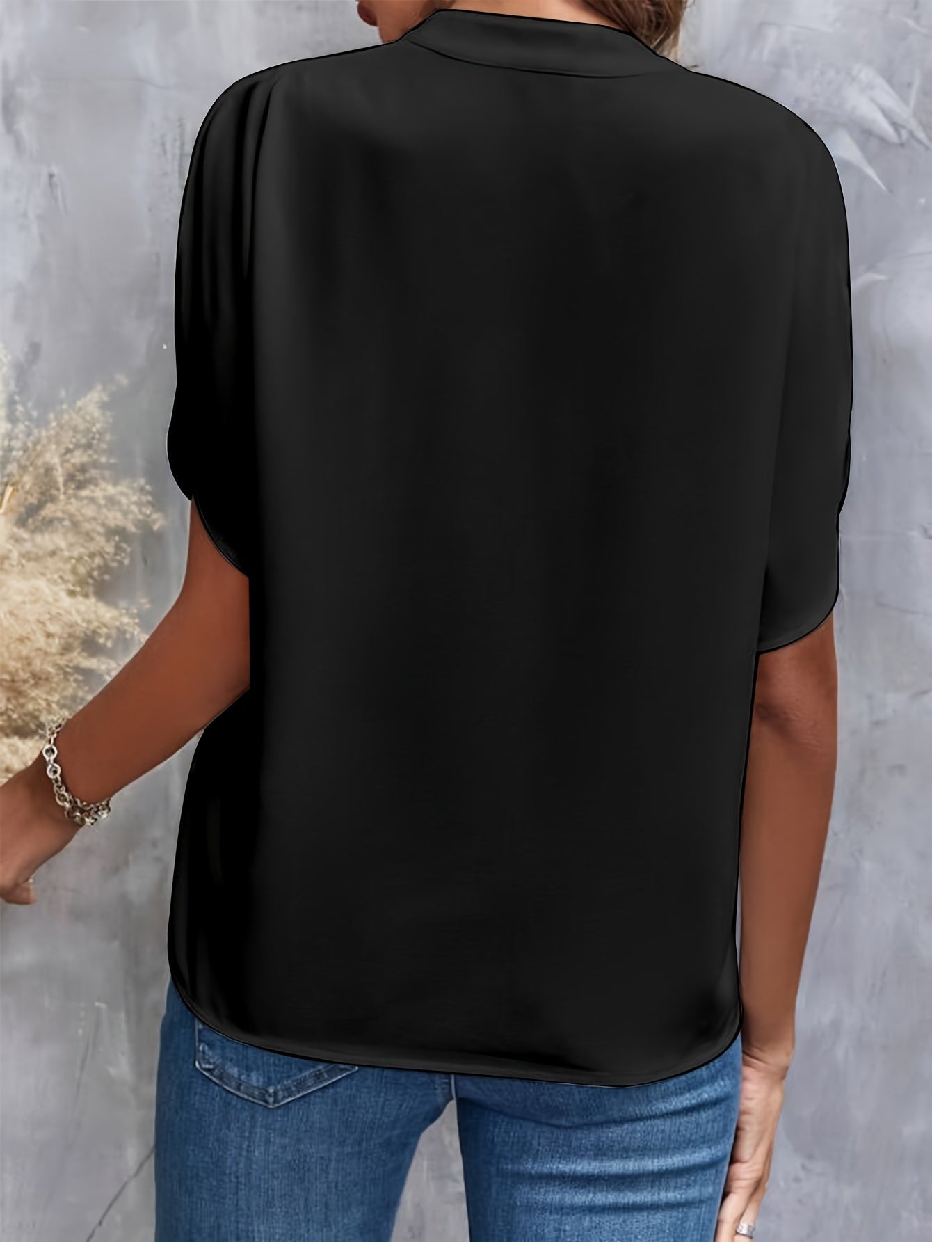 Jannie - Elegant Blouse