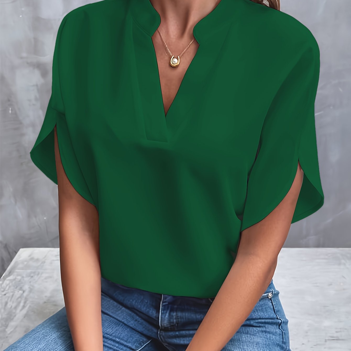 Jannie - Elegant Blouse