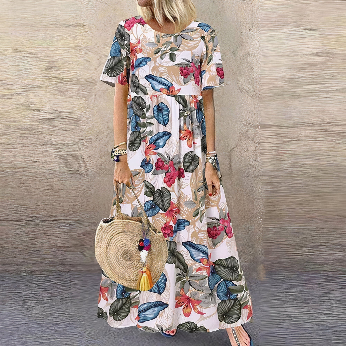 Lotte | Vibrant Floral Maxi Dress