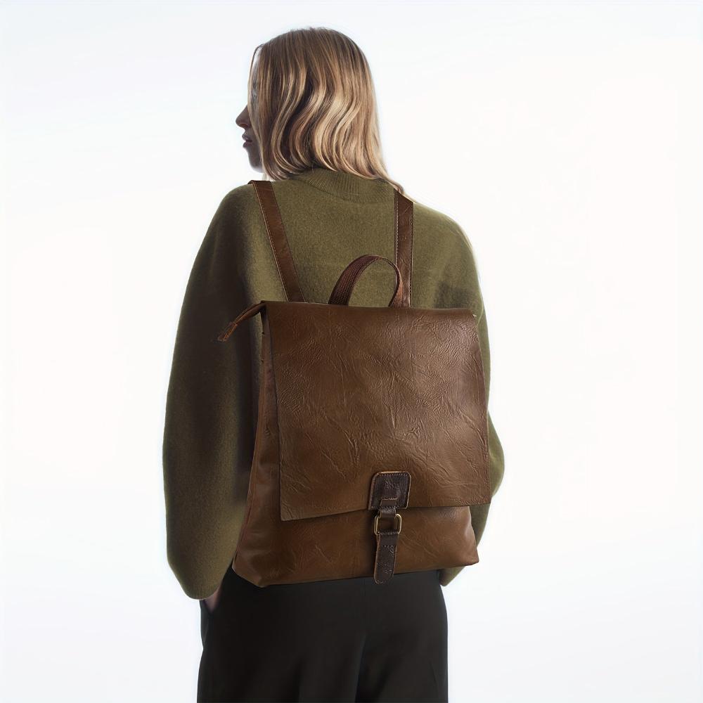 Nina | Versatile Backpack with Vintage Style