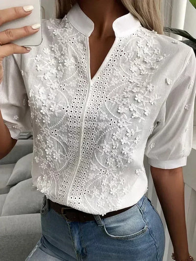 Celine | Elegant blouse with embroidery