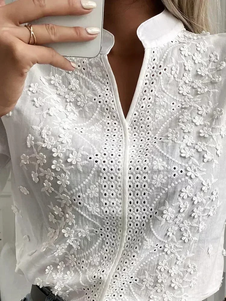Celine | Elegant blouse with embroidery